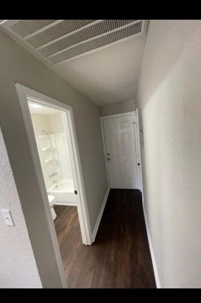 Photo - 1624 Stewart St