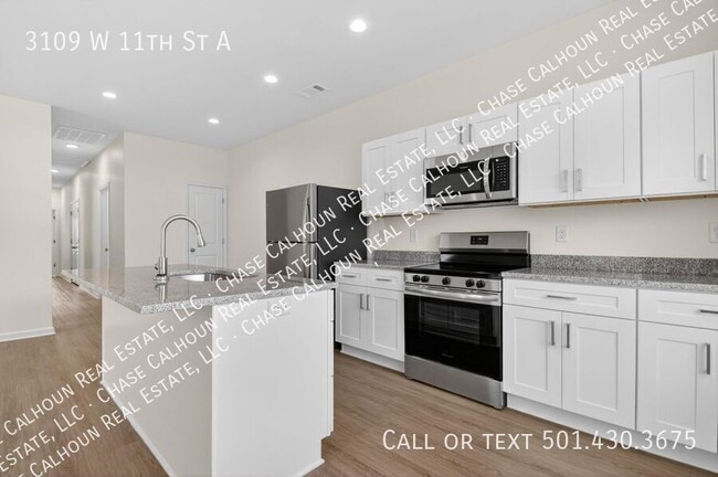 Photo - 3109 W 11th St