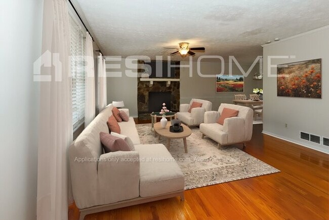 Photo - 663 Honey Creek Rd SE