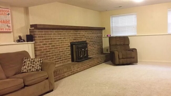 Photo - 8632 High Trail Ct