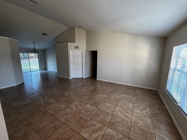 Photo - 3/2 Home Marion Oaks