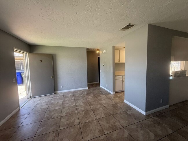 Photo - 13340 Navajo Rd Unit 3