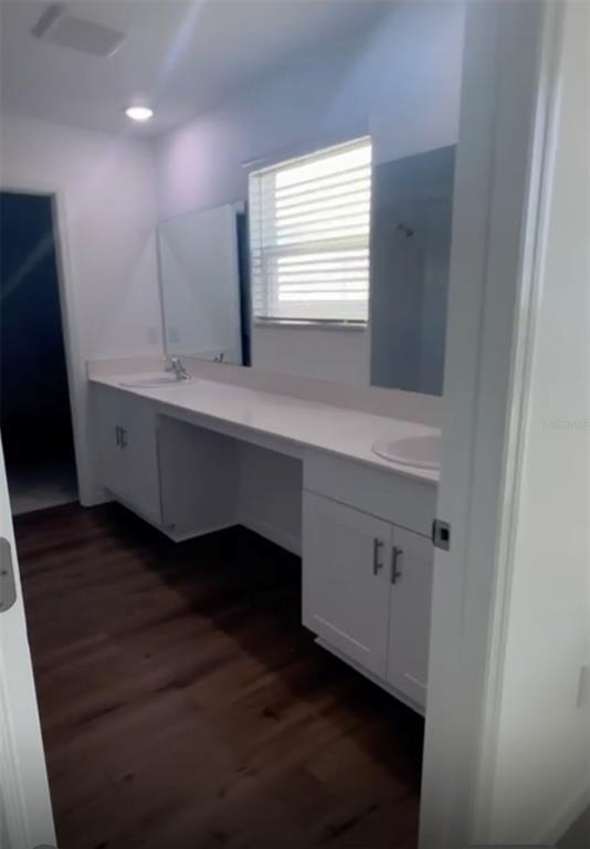 Photo - 4393 Riverbend Blvd