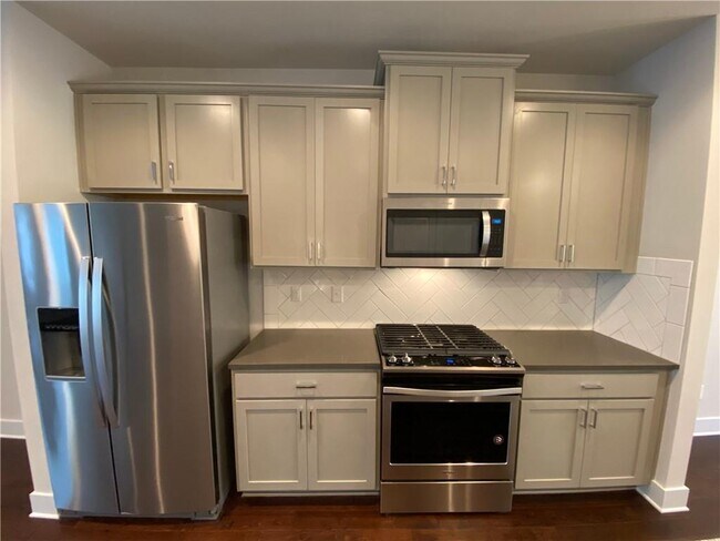Photo - 3779 Oxford Cir