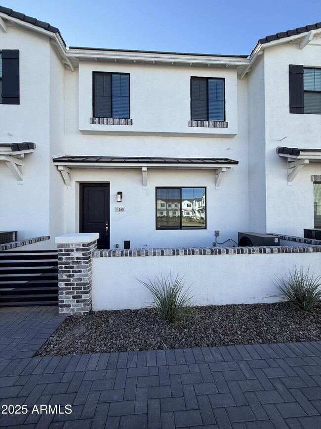 Photo - 3230 E Thomas Rd