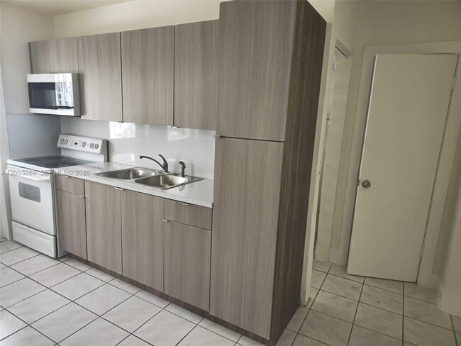 Photo - 2521 NW 13th Ave Unidad 2521