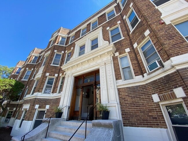 Building Photo - 9 Colborne Rd Unit 315