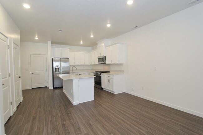 Photo - Immaculate Townhouse w/2-Car Garage