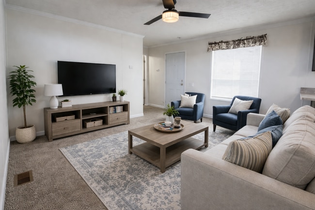 Building Photo - 15386 Danseur Dr