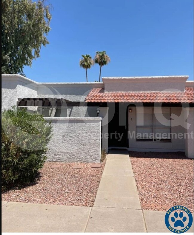 Building Photo - 645 N Arrowhead Dr