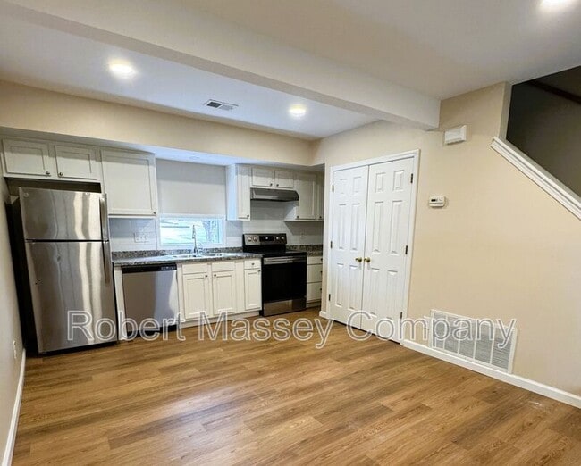 Photo - 1236 Cherokee Rd Unit #4B CH