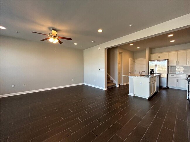 Photo - 13800 Lyndhurst St Unidad 233
