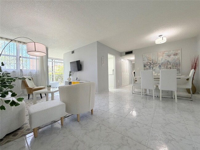 Photo - 9410 W Flagler St Unit 102