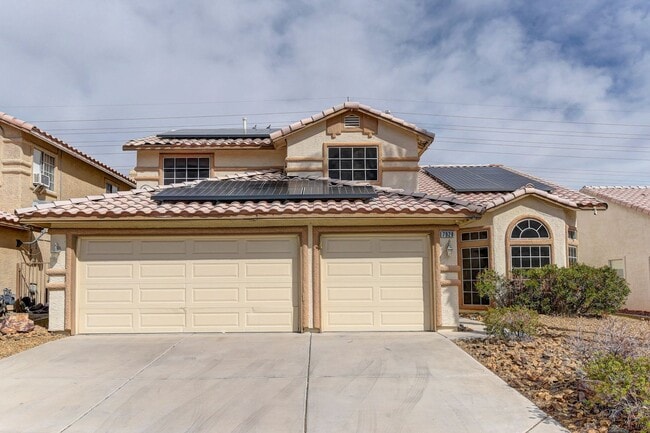 Photo - AMERICANA Property Mgmt - Great 2 story, 4 beds house with pool in Desert Shores