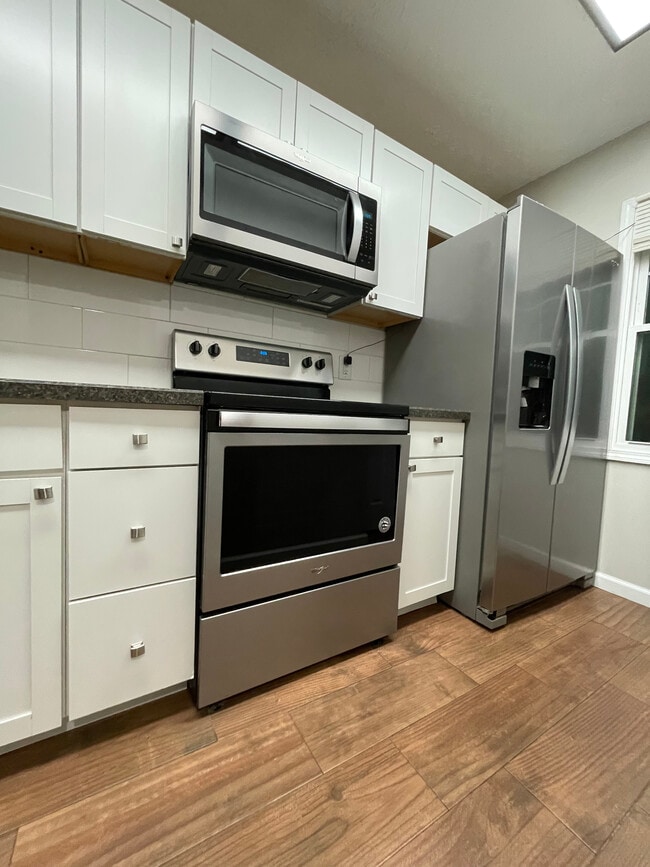 Photo - 2350 S Henderson St