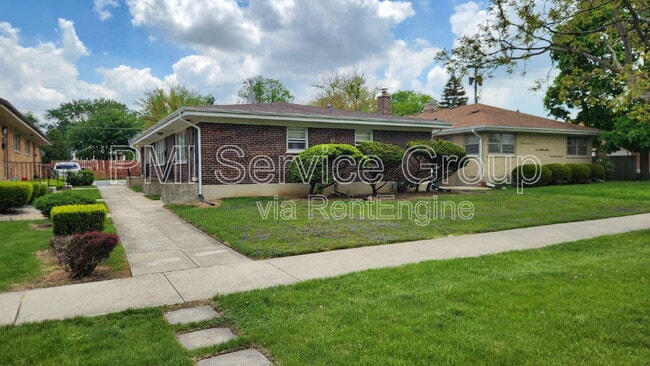 Photo - 717 E South Broadway Ave Townhome