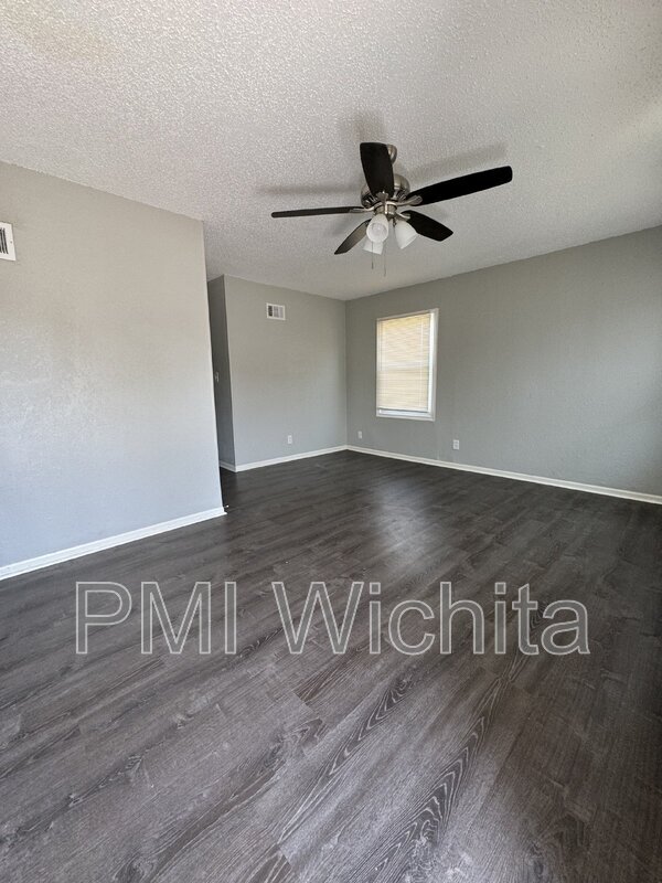 Photo - 2359 N Estelle St