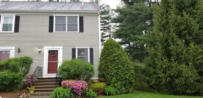 Photo - 52 Cadogan Way