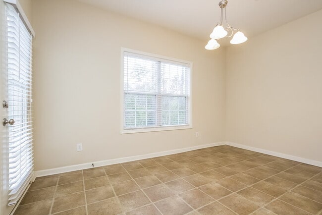Photo - 2140 Copper Trail Ln NE