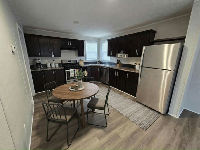 Photo - 824 MacBeth Cir