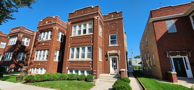 Building Photo - 2229 Elmwood Ave Rental