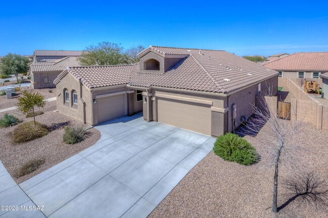 Building Photo - 9116 W Silver Cholla Dr