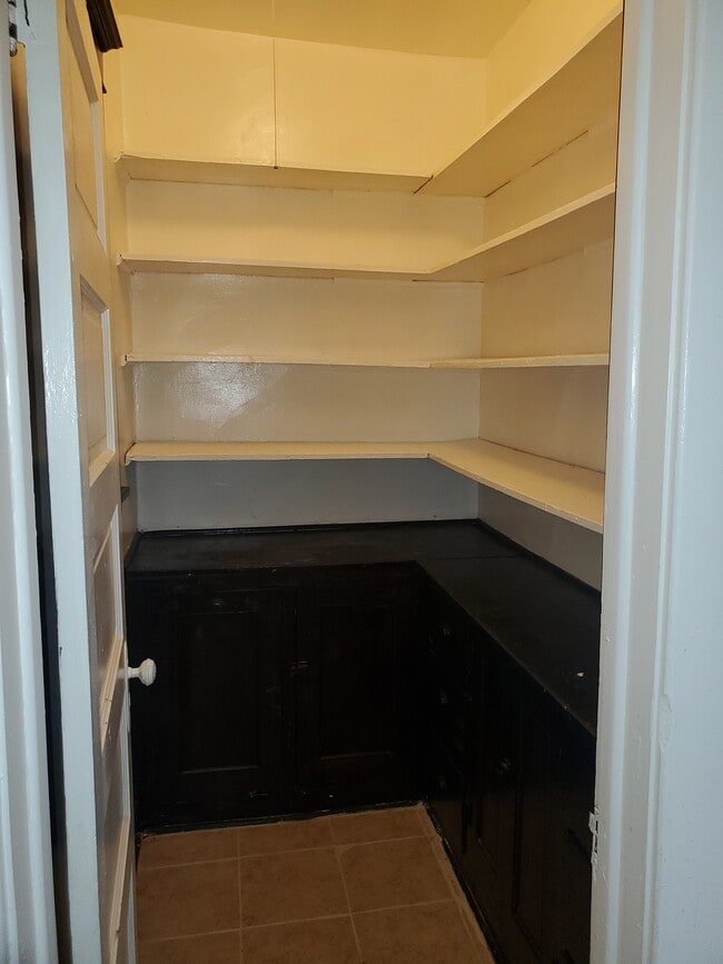 Photo - 11921 S Lowe Ave Unit 2