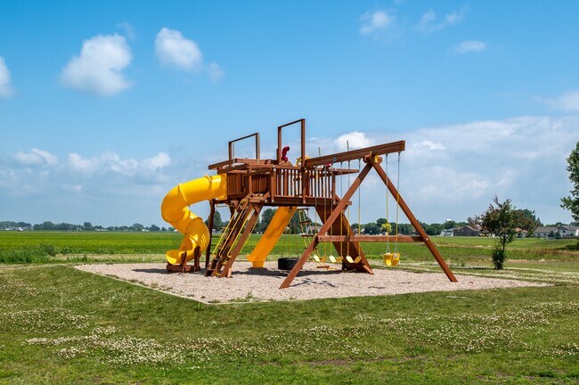Prairie Crossing Townhomes Playground