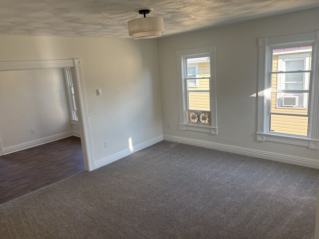 Building Photo - 448 Fulton St Unit Apt 2