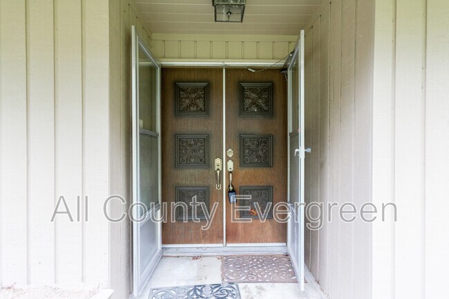 Photo - 5805 48th Ave E