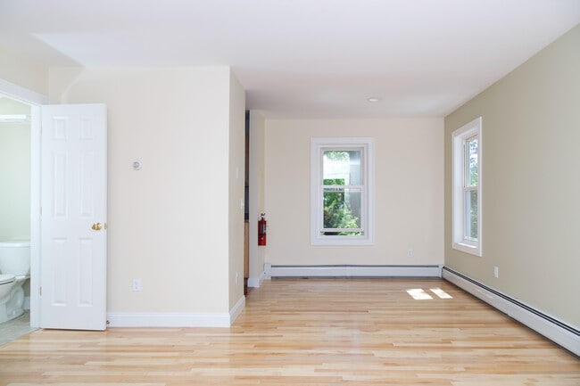 Photo - 37 Decatur St