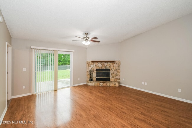 Photo - 8155 Teaticket Dr