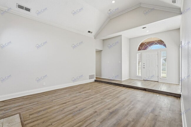 Photo - 2314 Stillwater Dr