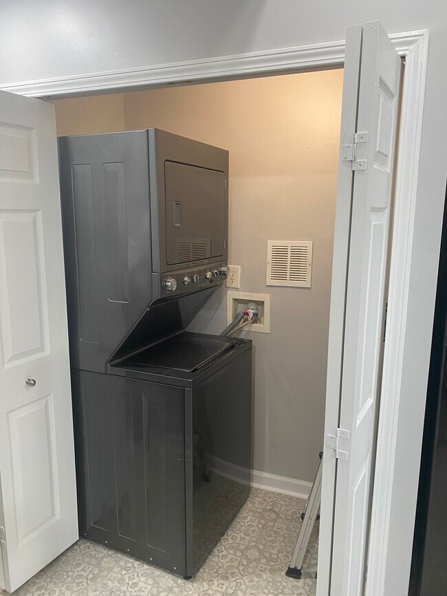 Photo - 8041 Christmas Ct