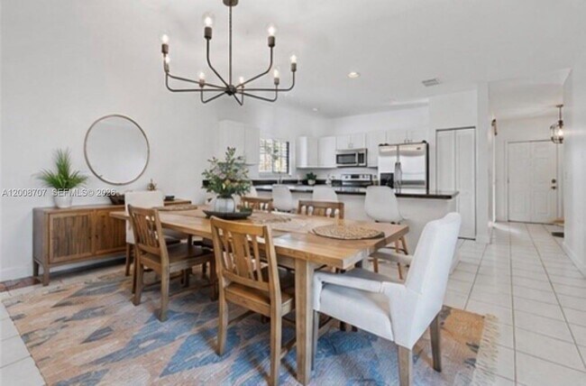 Photo - 2609 NE 42nd Ave