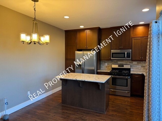 Photo - 1032 SE Leonel Ln