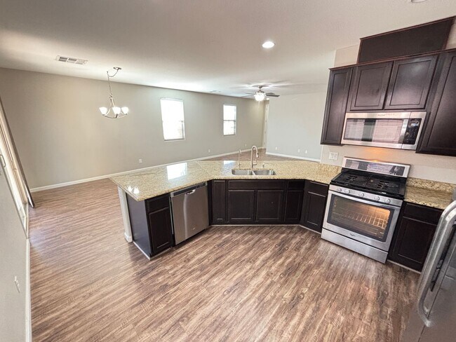 Photo - 10835 Broxden Jct Ave