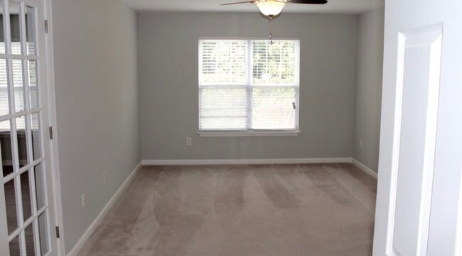 Photo - 1310 Fleming Rd