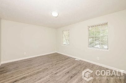 Photo - 3499 Creekview Pl