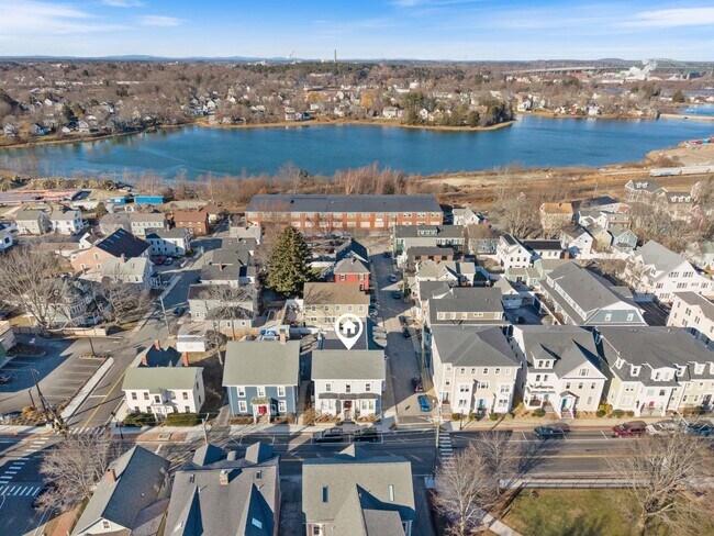 Photo - 303 Islington St Unidad 2