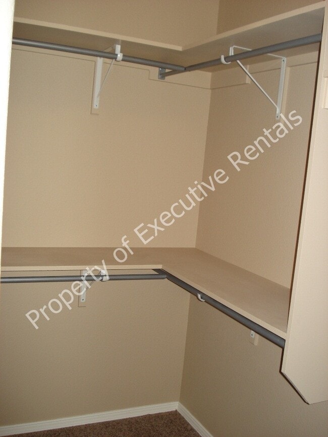 Photo - 4945 Chesney Rd