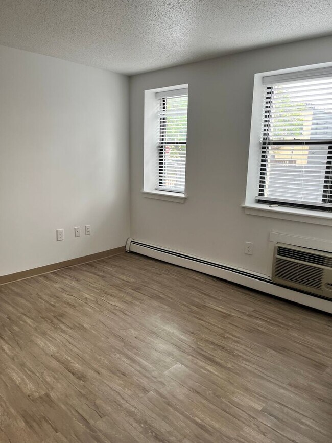 Photo - 35 Willow St Unidad 35-101