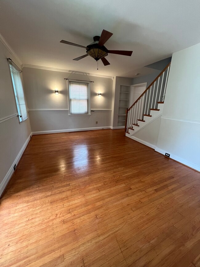 Photo - 915 Argonne Dr