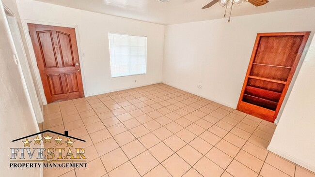 Photo - 3307 Culver St