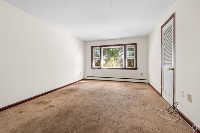 Building Photo - 35 Deerfield Ct Unit E Rental