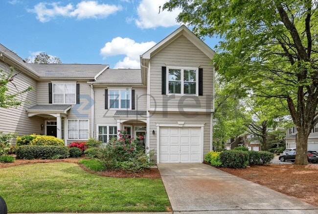 Photo - 484 Fraser St SE