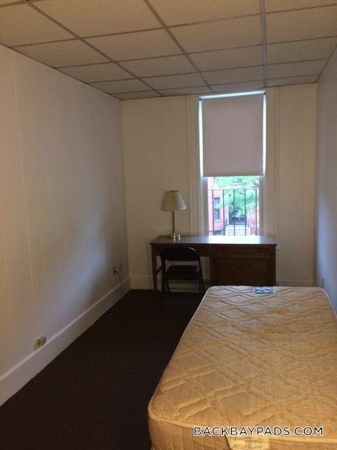 Photo - 272 Newbury St Unidad 6