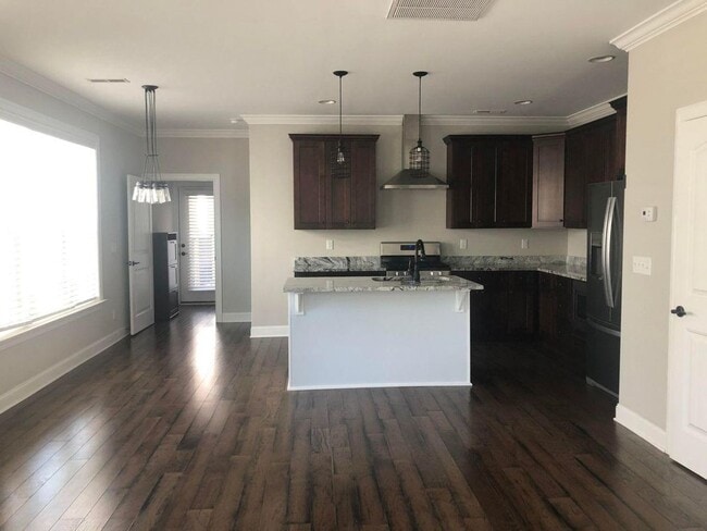 Photo - 1531 Washington St