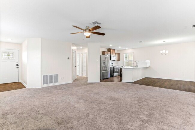 Photo - 15521 Selene View