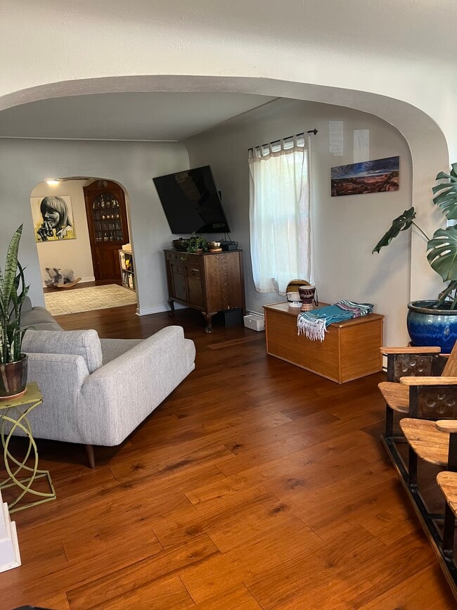 Photo - 251 S Quitman St